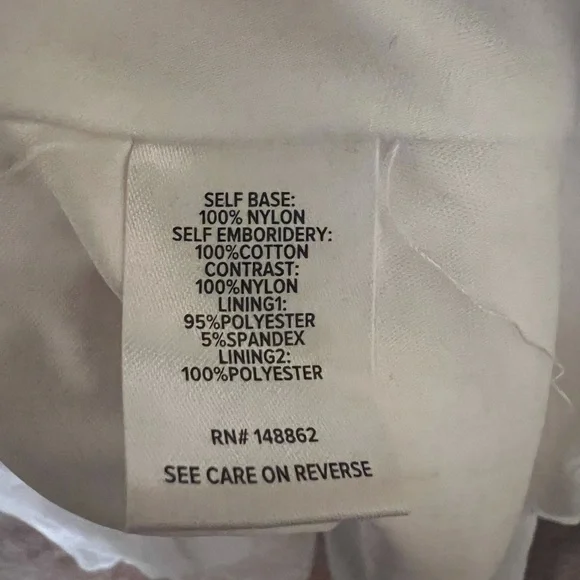 NWT Torrid Special Occasion Ivory Embroidered Hi-Lo
Dress Size 24 Wedding Bridal - Picture 12 of 16